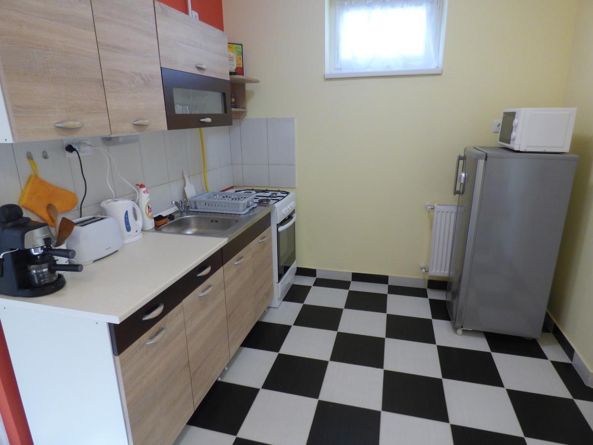 Yellow Apartment Debrecen Exterior foto
