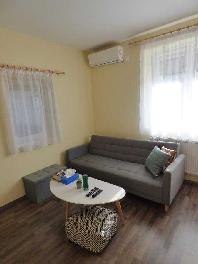 Yellow Apartment Debrecen Exterior foto